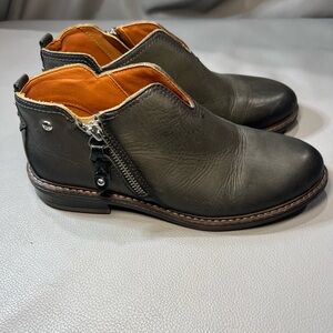 PIKOLINOS Black Leather Ankle Booties with Orange Interior